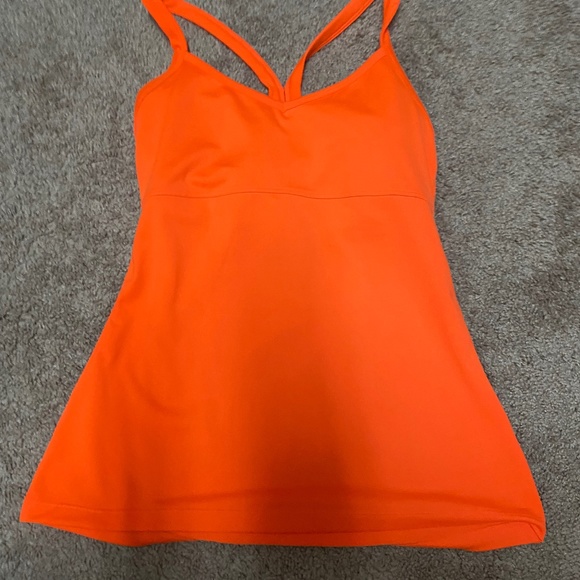 Alo Tank Top - Picture 1 of 7